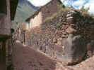 Ollantaytambo, typical street.jpg (64902 bytes)